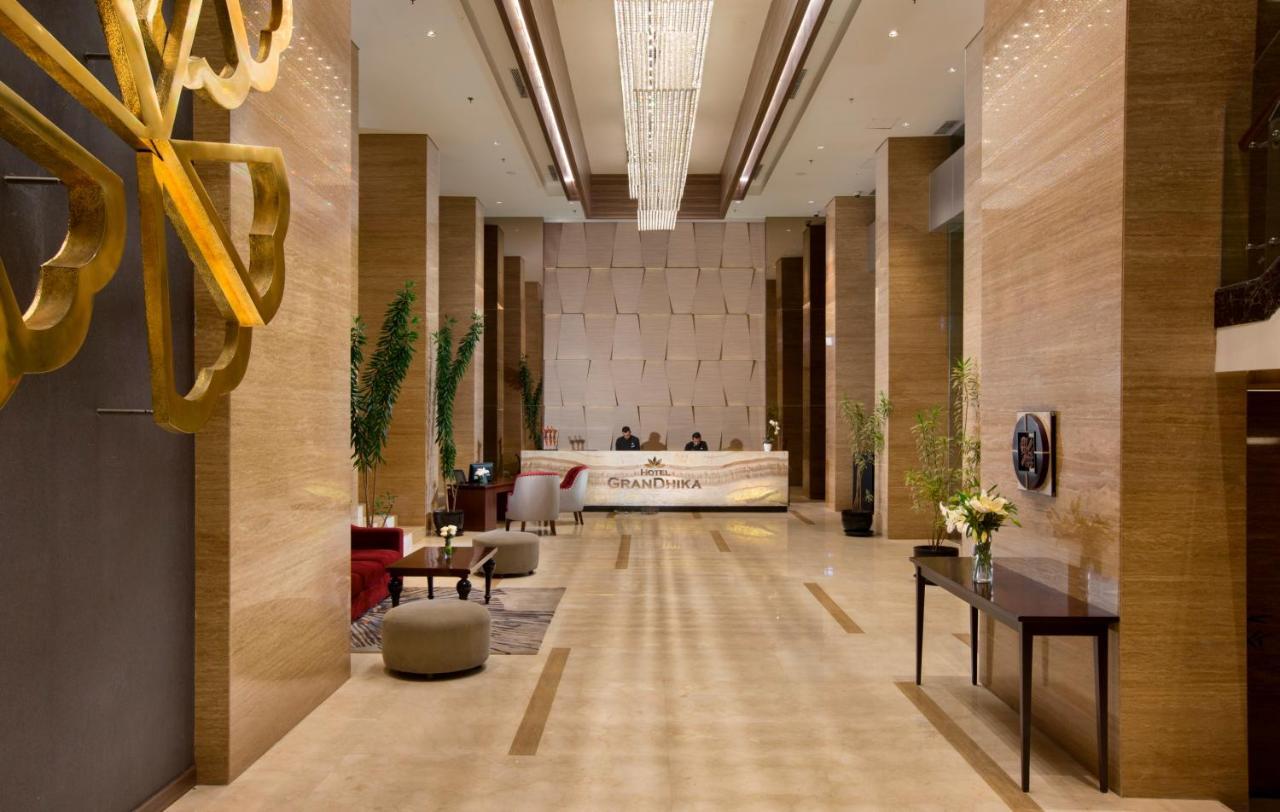Hotel Grandhika Iskandarsyah Jakarta Exterior foto