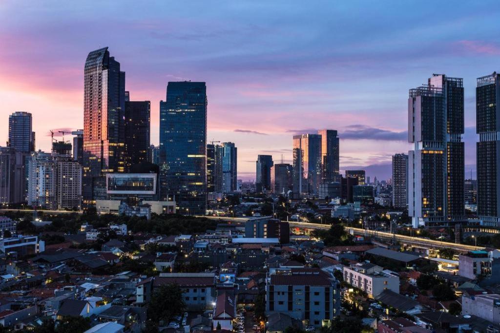 Hotel Grandhika Iskandarsyah Jakarta Exterior foto