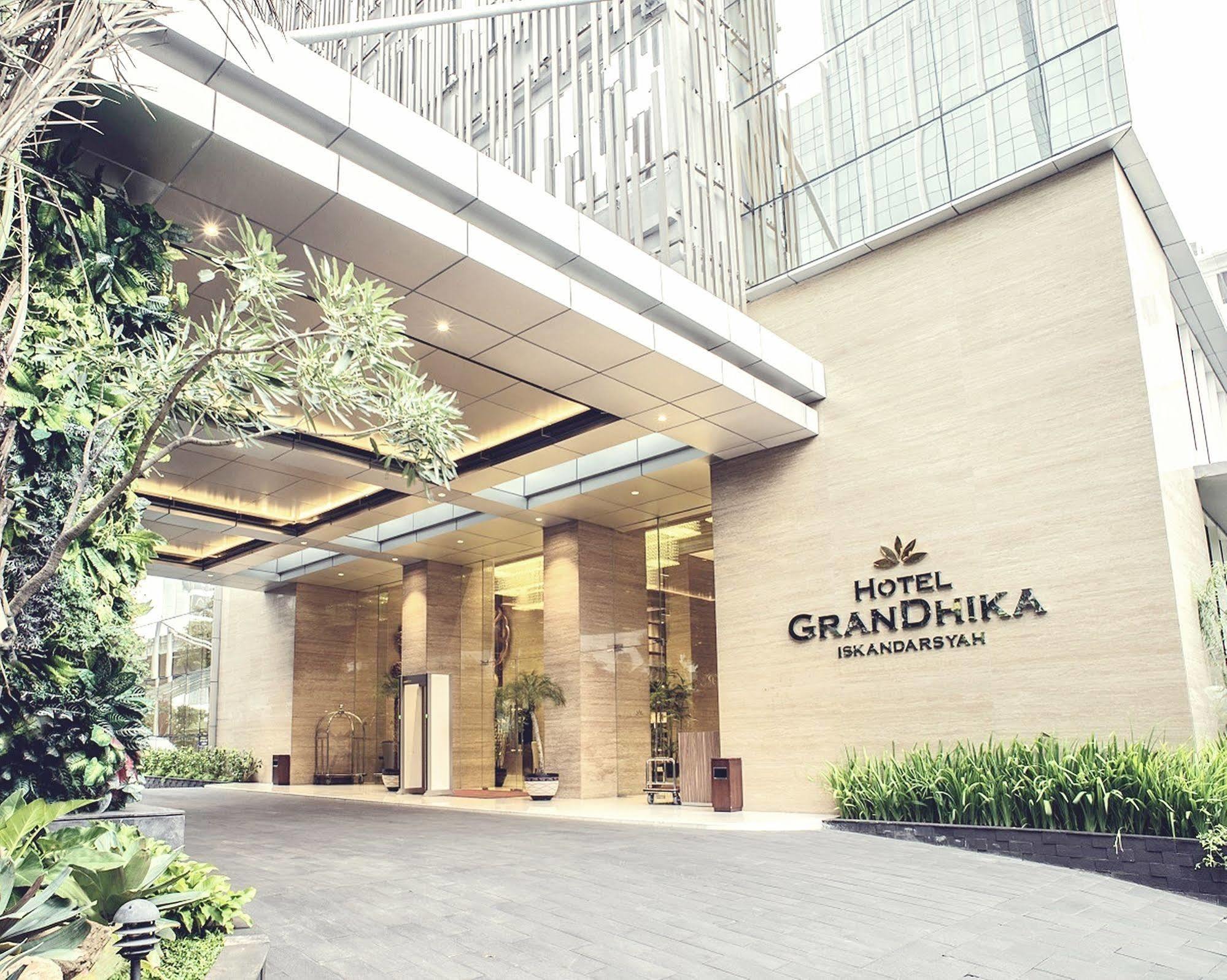 Hotel Grandhika Iskandarsyah Jakarta Exterior foto